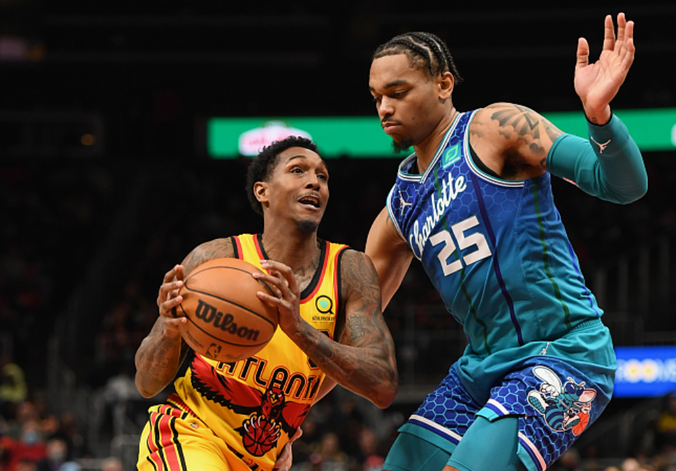 黄蜂险胜西班牙男篮,加里纳利完成帽子戏法的简单介绍 黄蜂险胜西班牙男篮,加里纳利完成帽子戏法的简单介绍