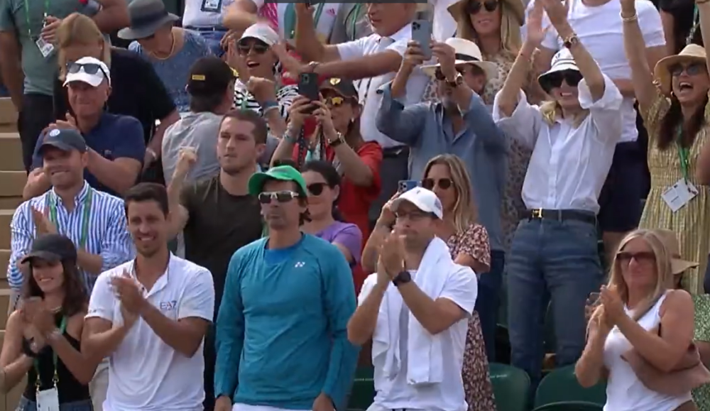 关于智利鏖战利物浦，乔瓦尼·雷纳一己之力扛起全队的信息