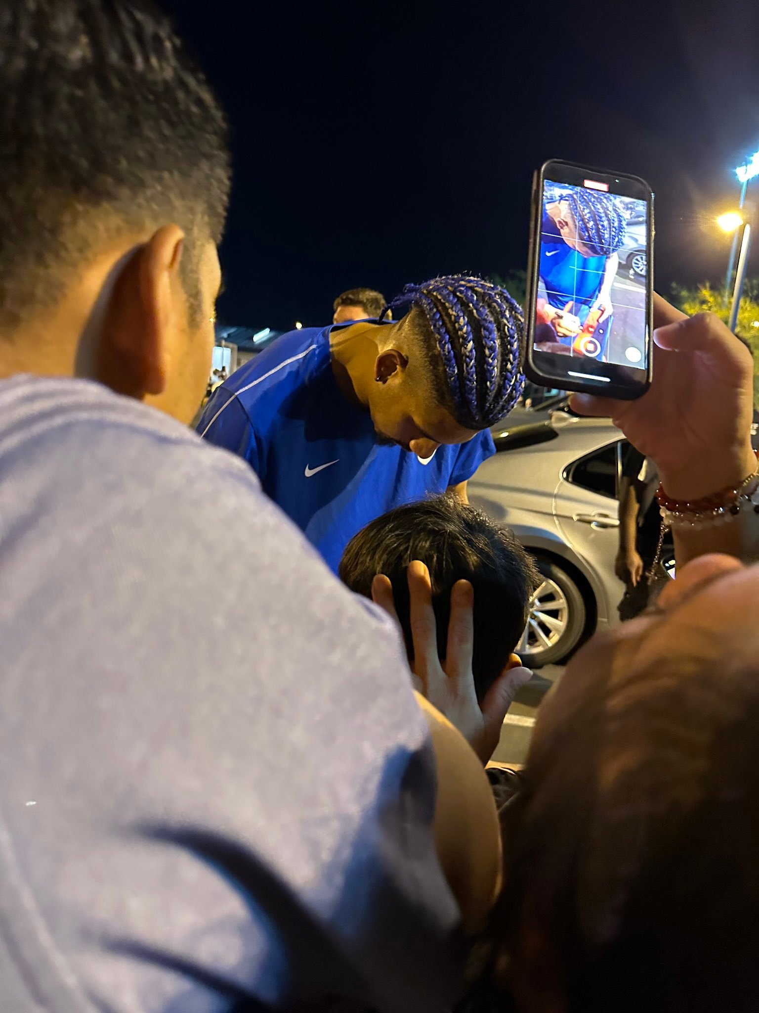 美洲杯传奇谢幕，球迷泪洒赛场的简单介绍