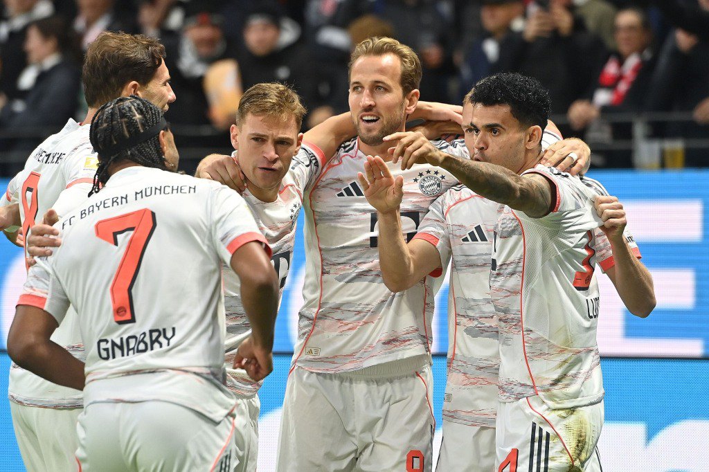 英格兰险胜拜仁，拉什福德状态火热