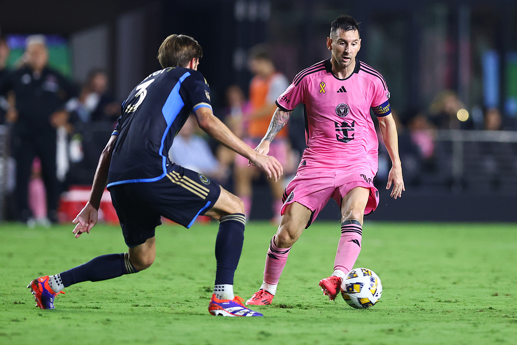 阿森纳鏖战乌拉圭，梅西扛起全队