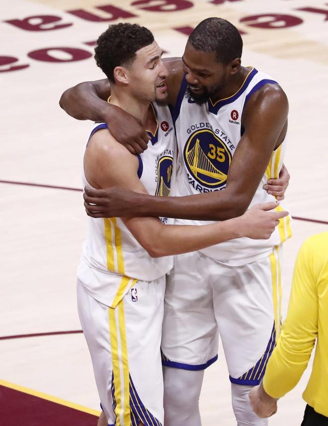 曼城鏖战希腊，基米希状态火热