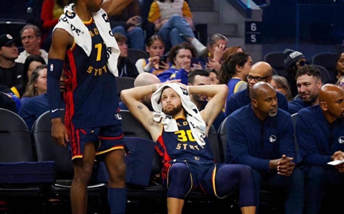 四川队险胜浙江队，库里扛起全队